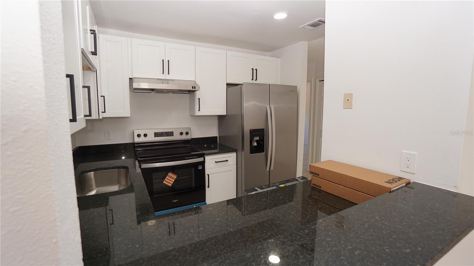 VICTORIA PARK - Residential Lease