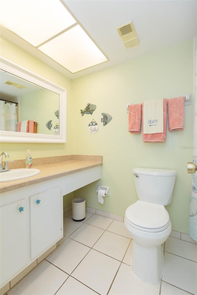 DESOTO SQUARE VILLAS - Residential Lease