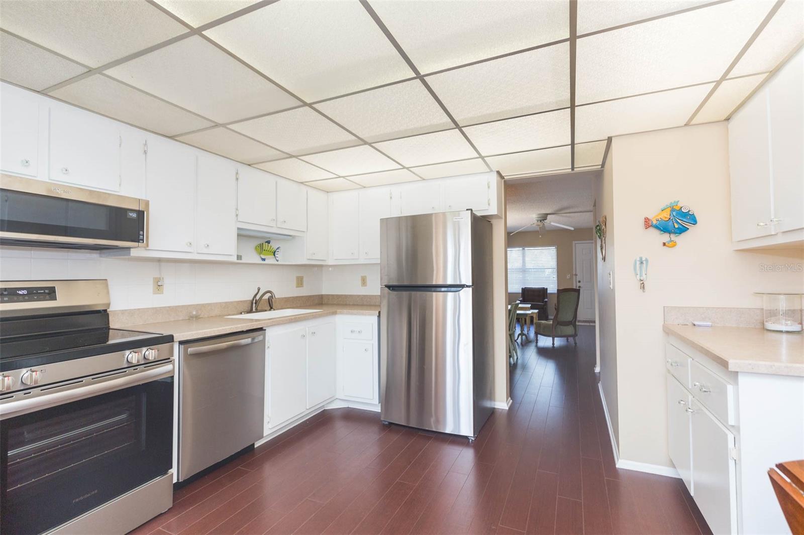 DESOTO SQUARE VILLAS - Residential Lease