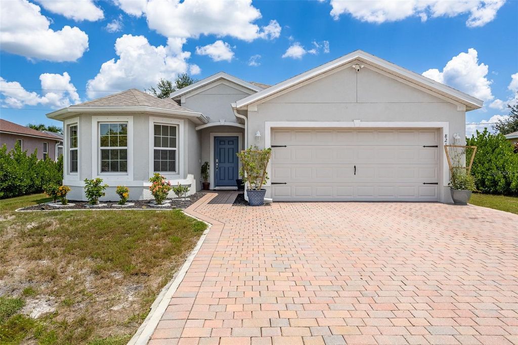 Photo of 821 NE 6th Place, Cape Coral, FL 33909 (MLS # A4662513)