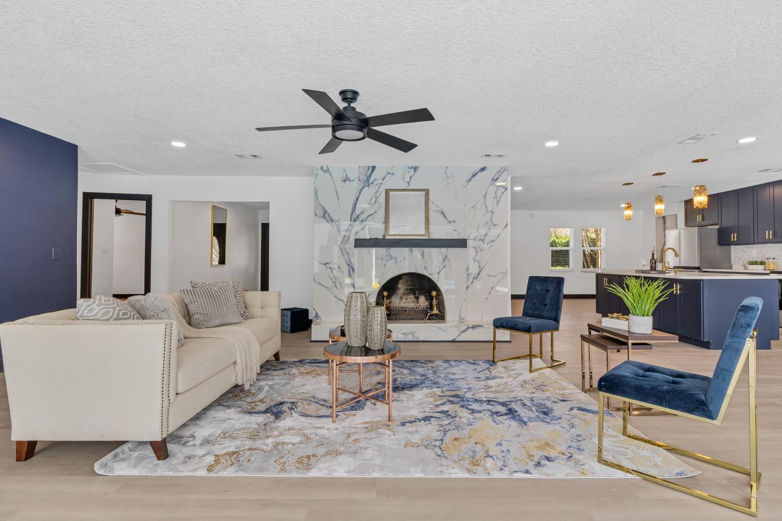 KNOLLWOOD - Residential