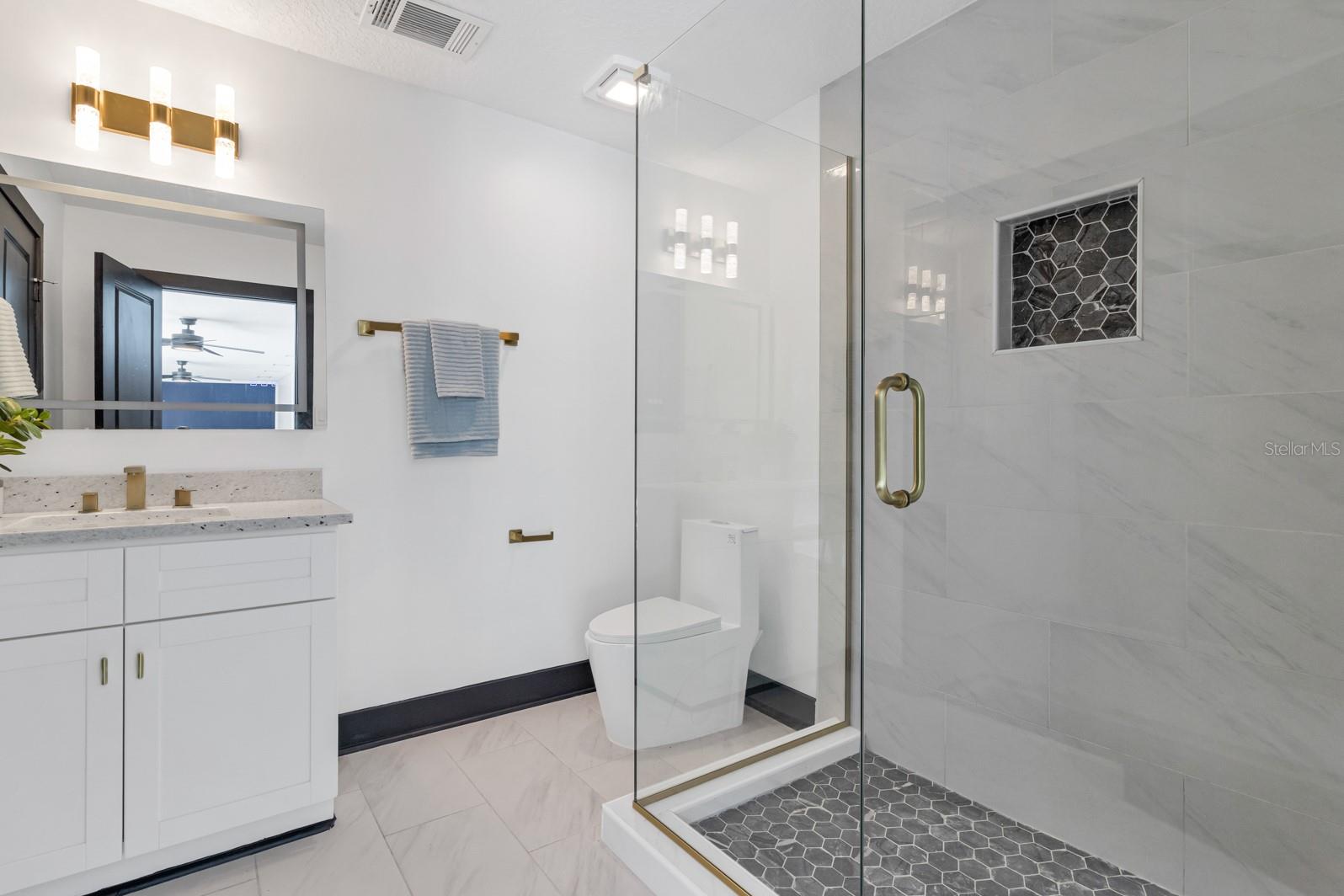 KNOLLWOOD - Residential