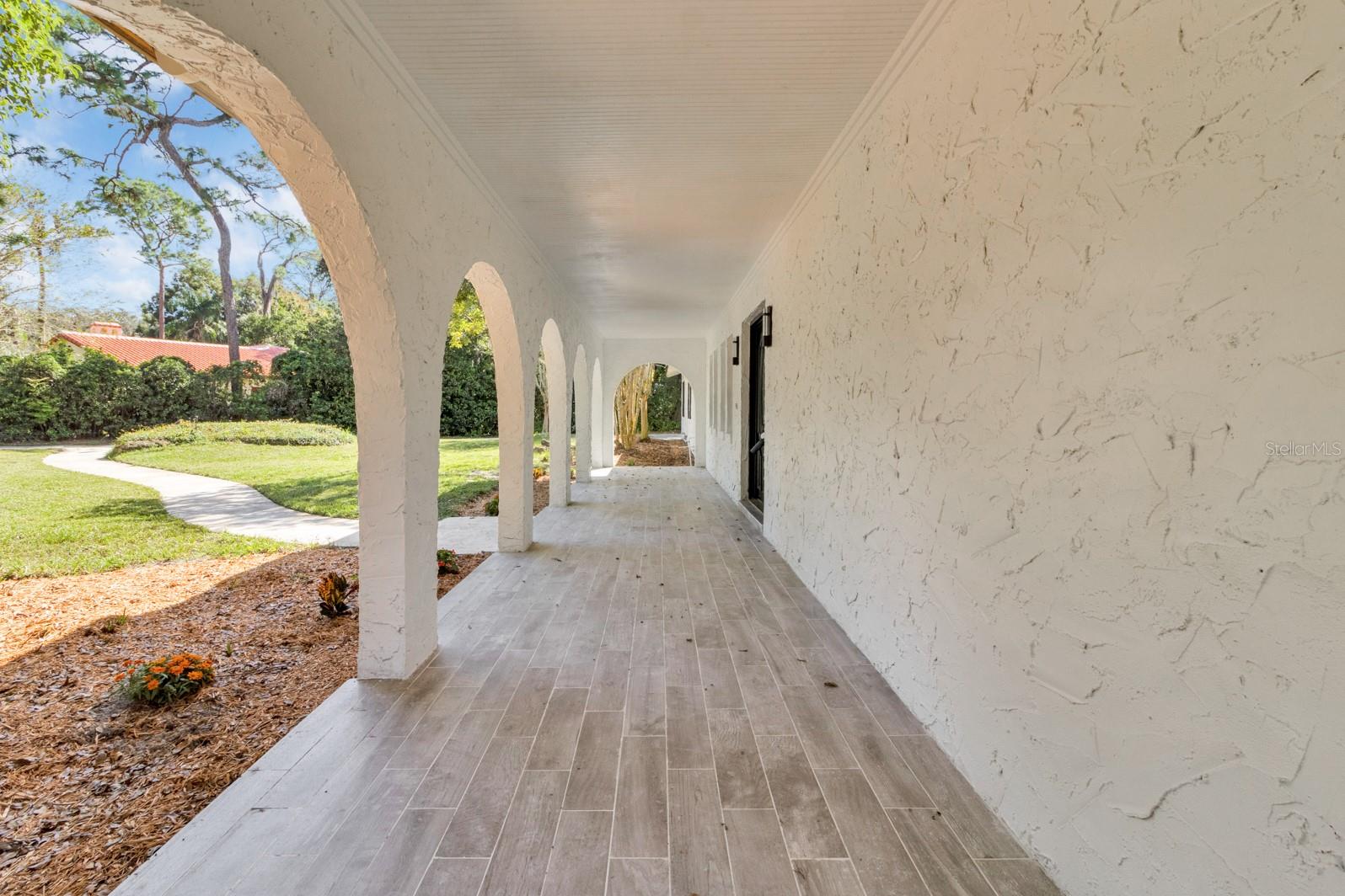 KNOLLWOOD - Residential