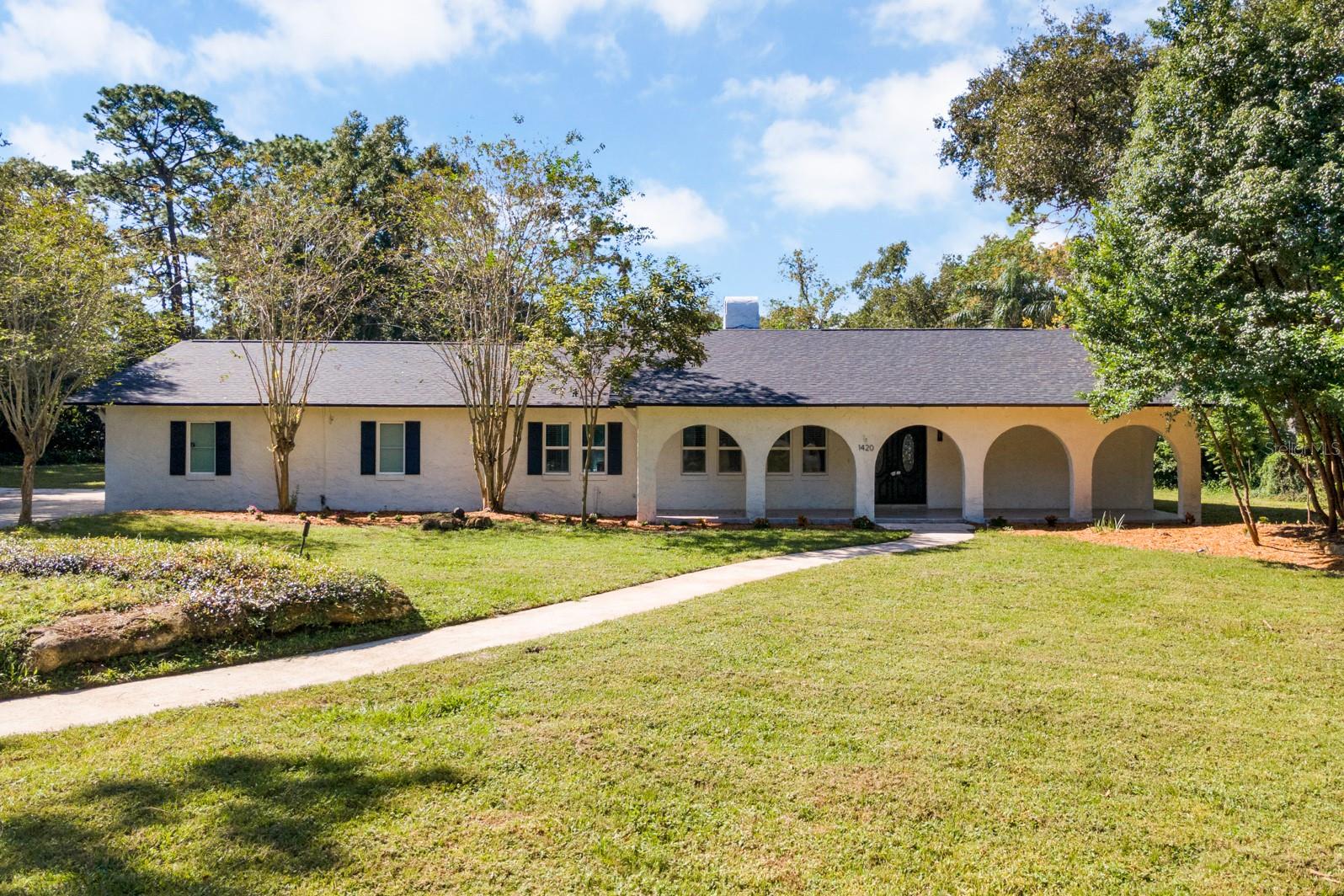 KNOLLWOOD - Residential