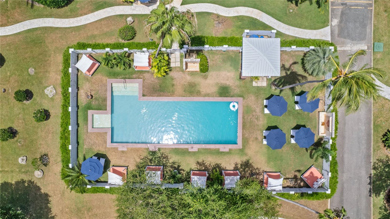 VILLA MONTAÑA BEACH RESORT - Residential