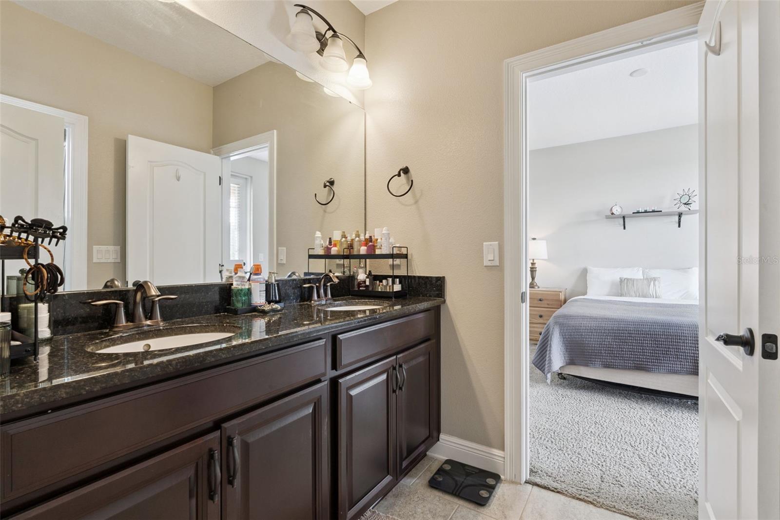 HUNTERS RUN PH 2 - Residential
