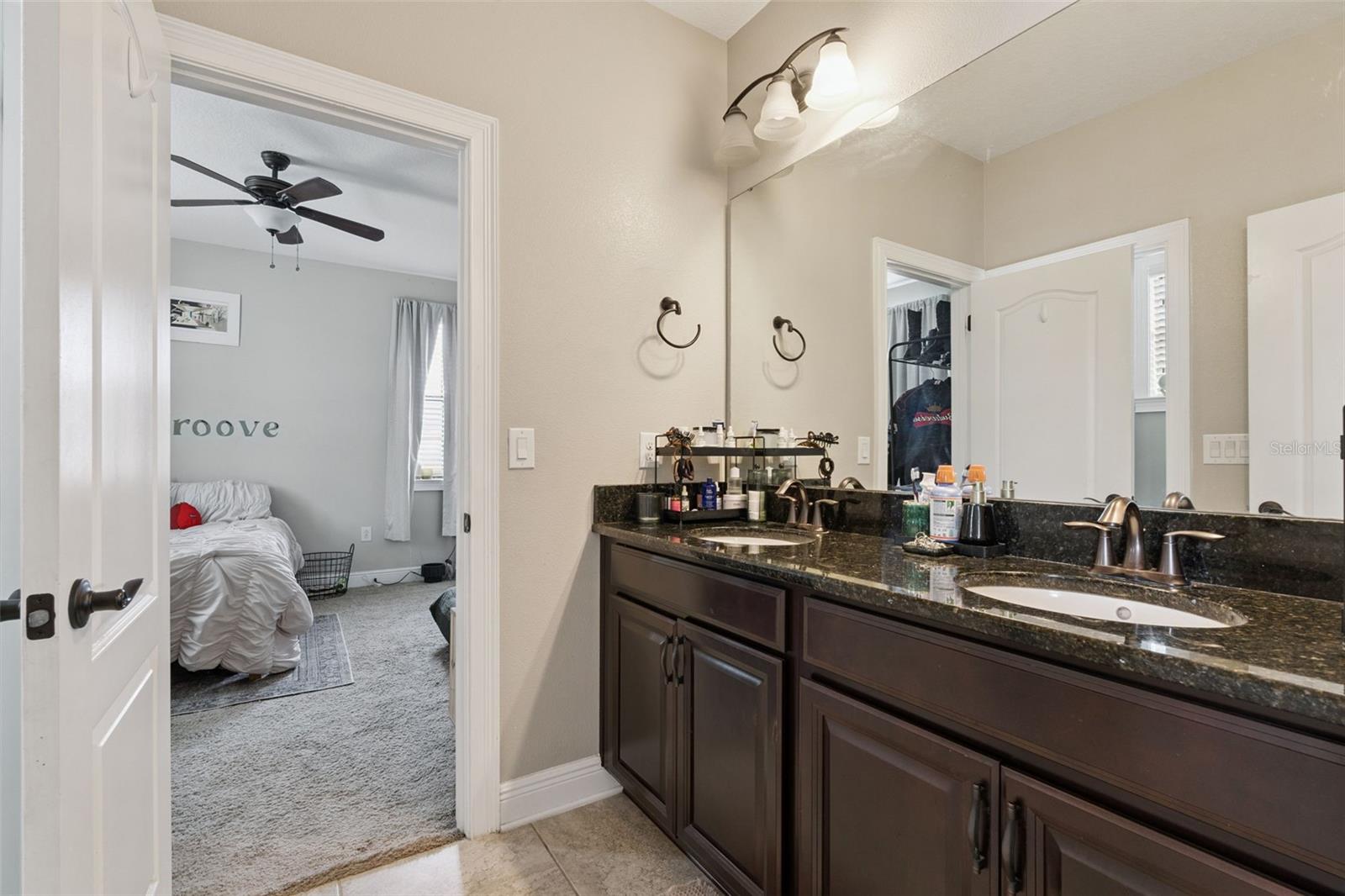 HUNTERS RUN PH 2 - Residential
