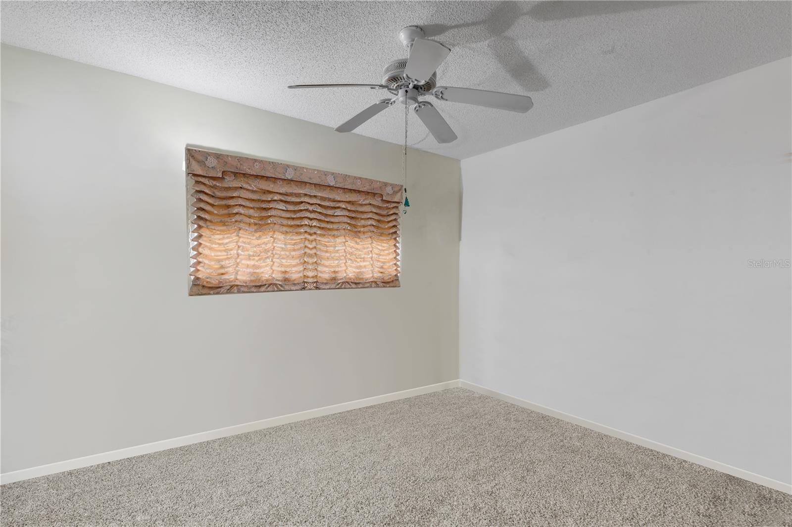 CAPTAINS QUARTERS - Residential