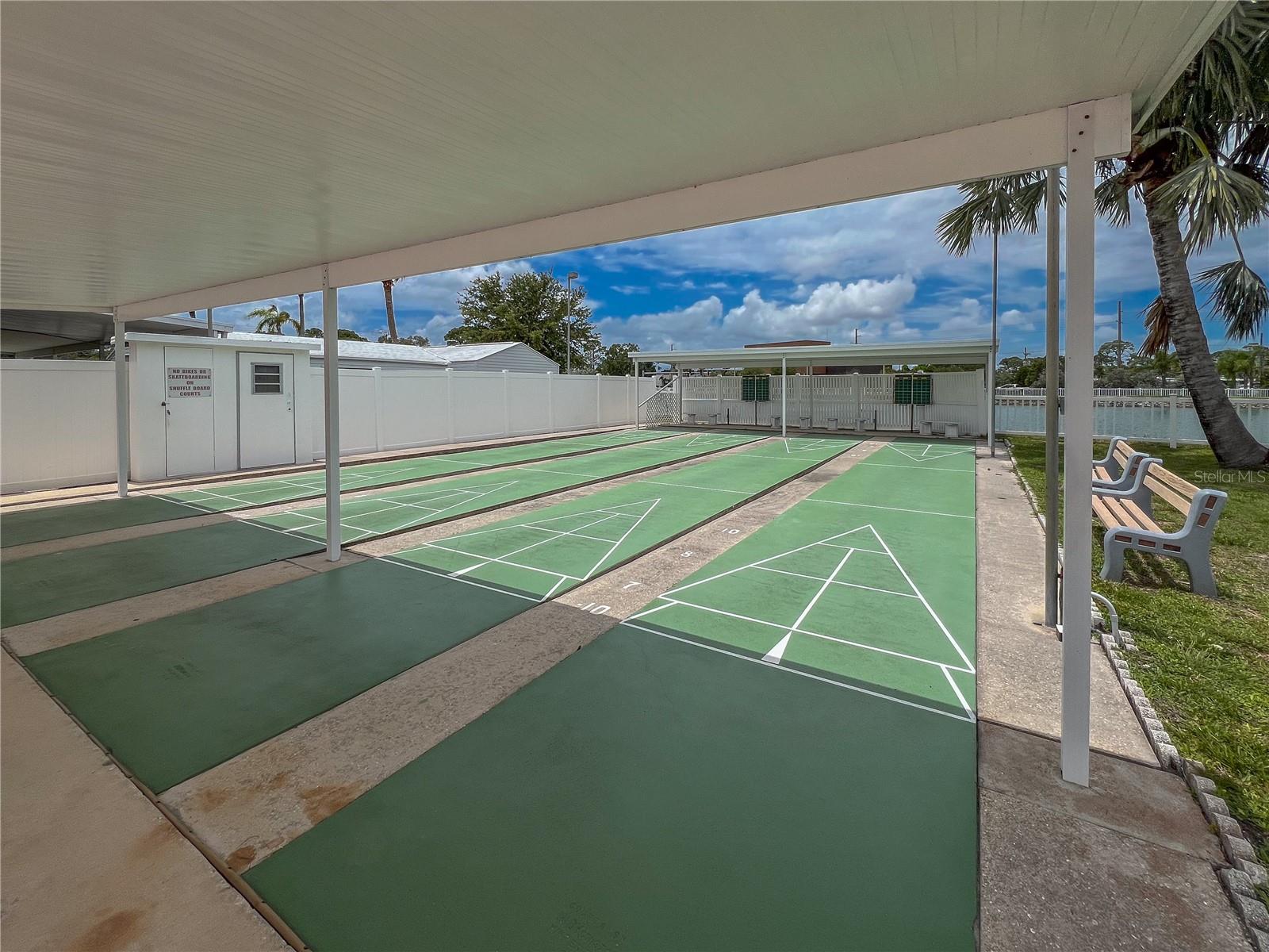 VENETIAN ESTATES - Residential