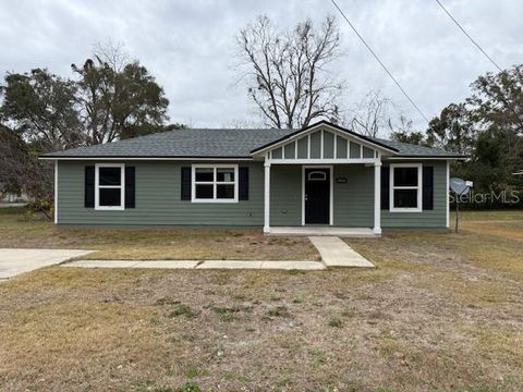 A home in NEWBERRY