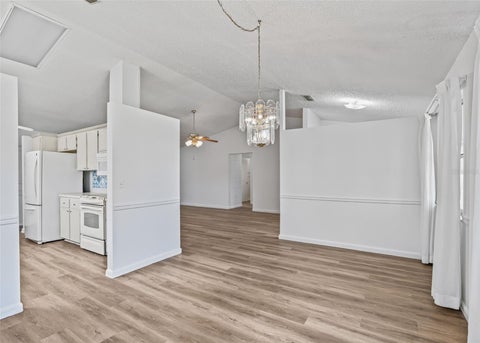 Tiny photo for 1409 New Abbey Avenue, Leesburg, FL 34788 (MLS # G5118503)