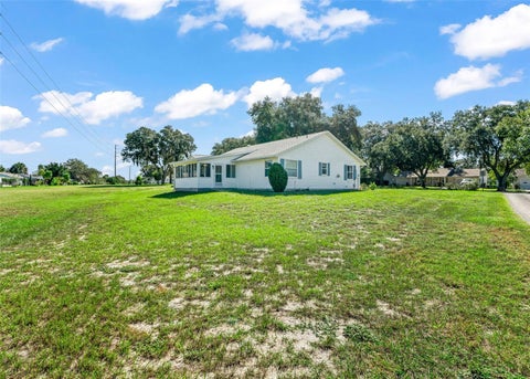 Tiny photo for 1409 New Abbey Avenue, Leesburg, FL 34788 (MLS # G5118503)
