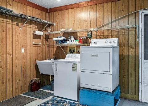 Tiny photo for 1409 New Abbey Avenue, Leesburg, FL 34788 (MLS # G5118503)