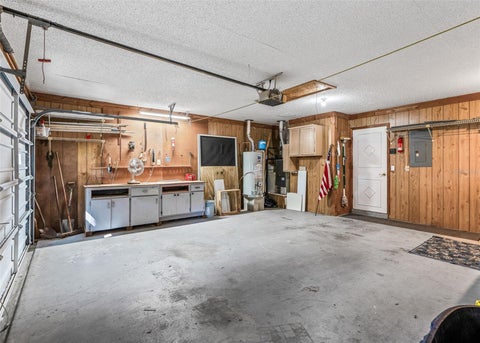 Tiny photo for 1409 New Abbey Avenue, Leesburg, FL 34788 (MLS # G5118503)