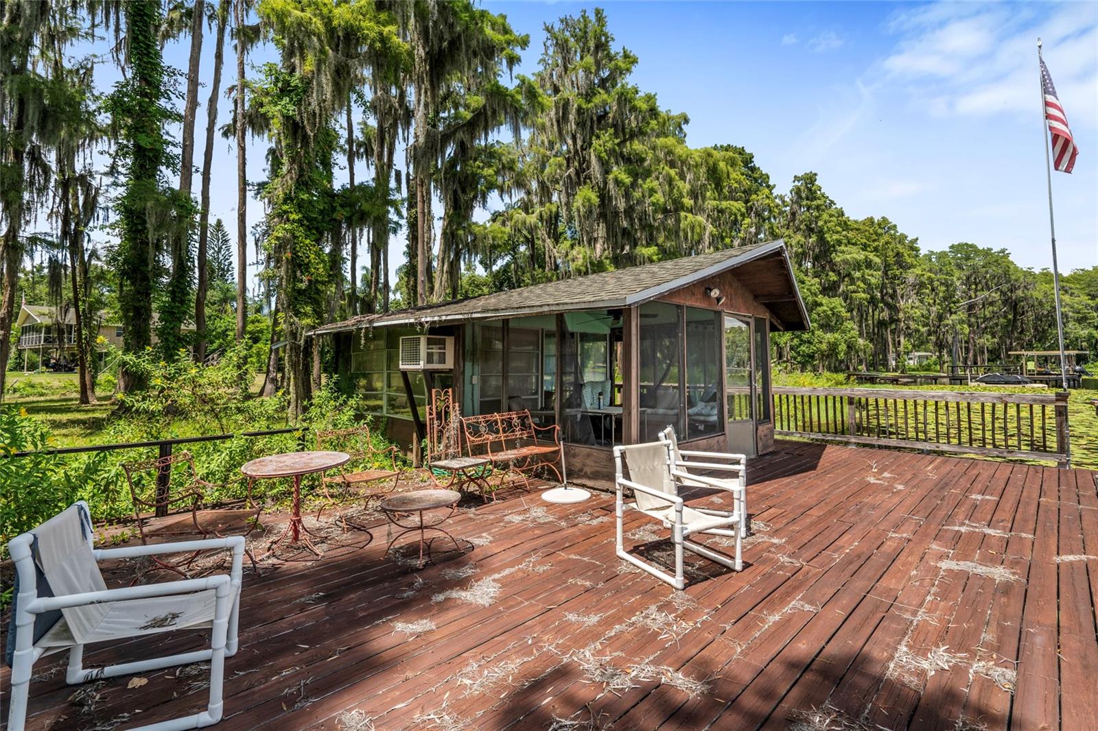 LAKE COMO HOMESITES - Residential