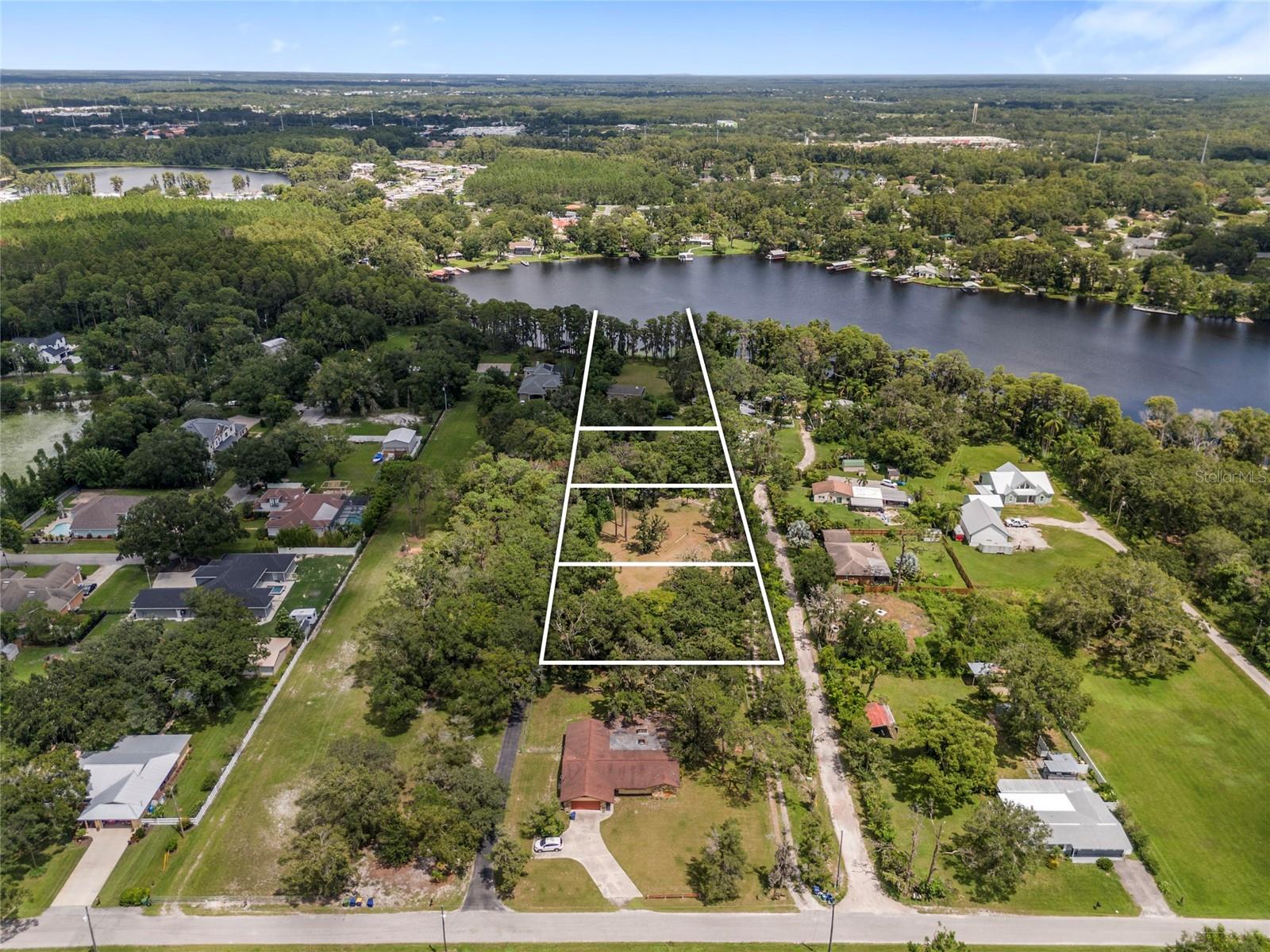 LAKE COMO HOMESITES - Residential