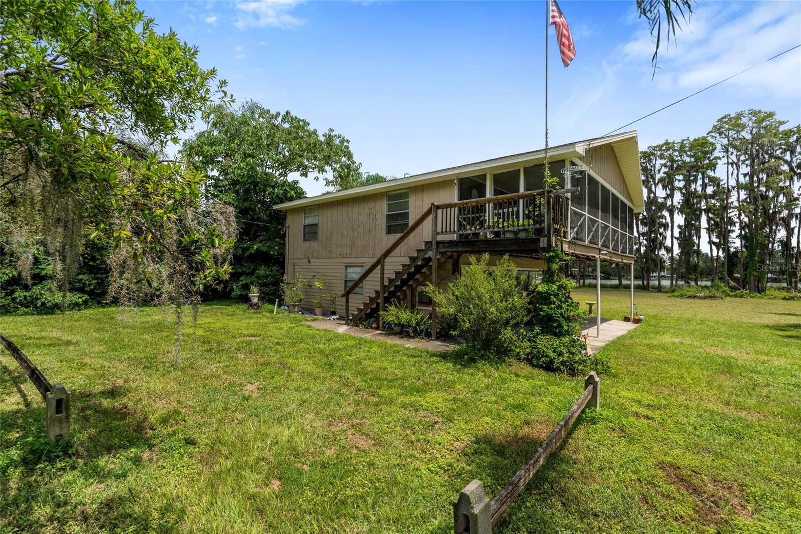 LAKE COMO HOMESITES - Residential