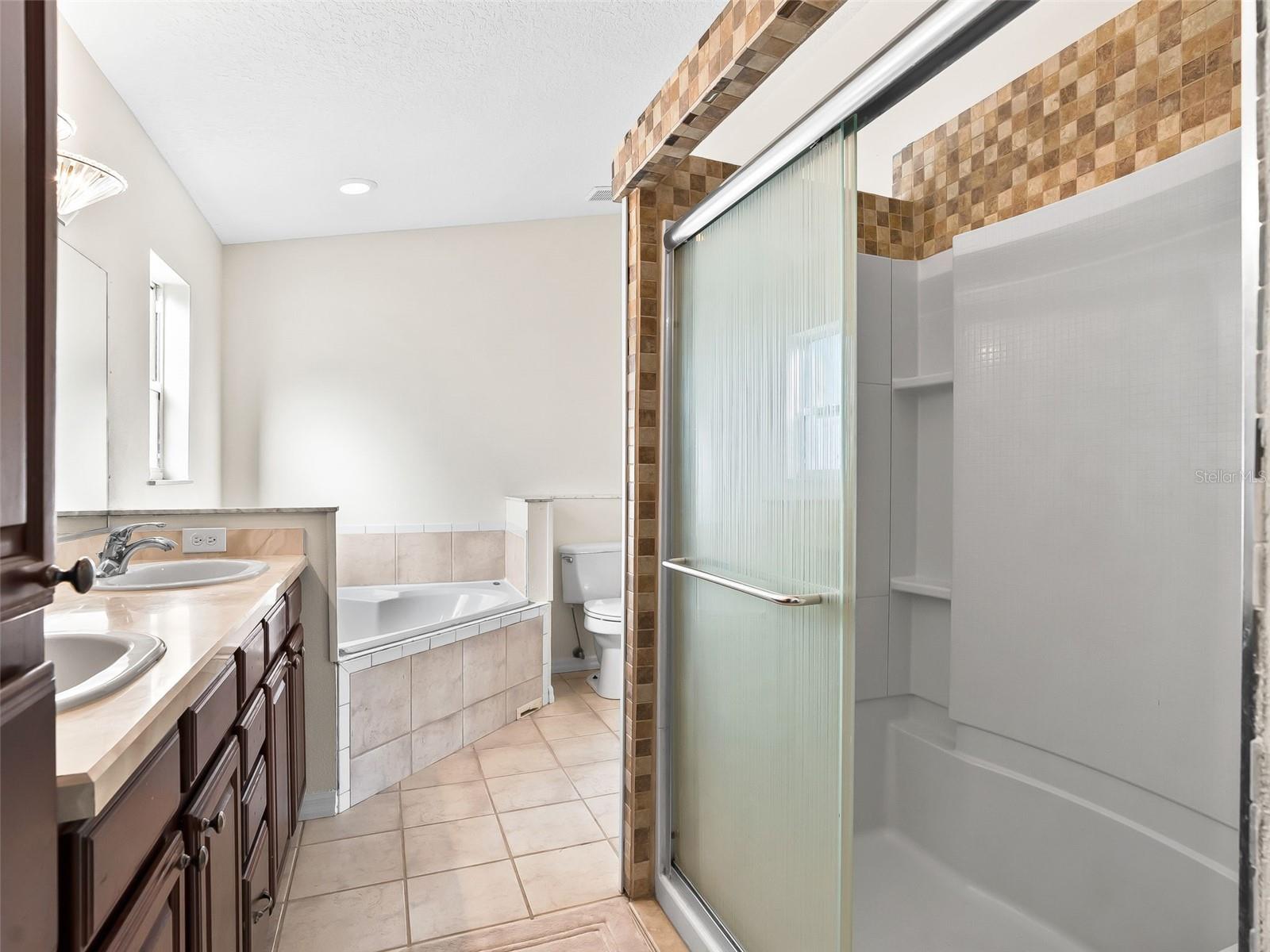 BIRD ISLAND - Residential