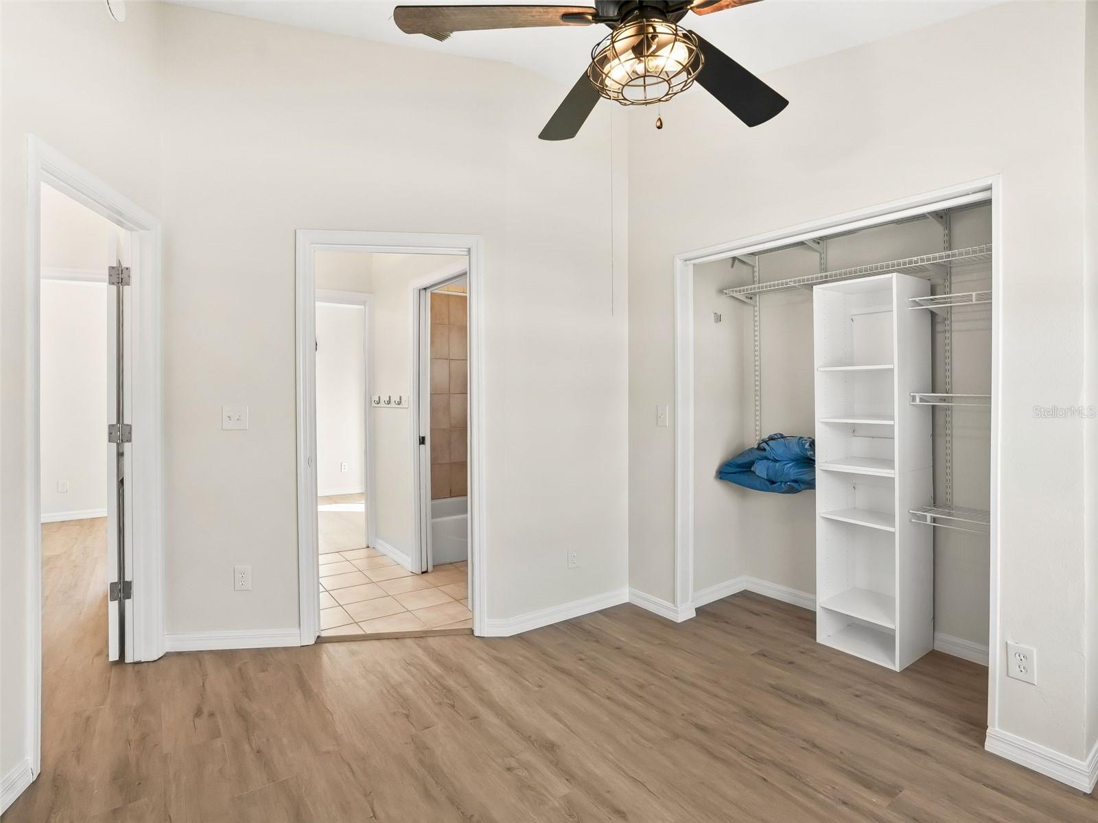 BIRD ISLAND - Residential