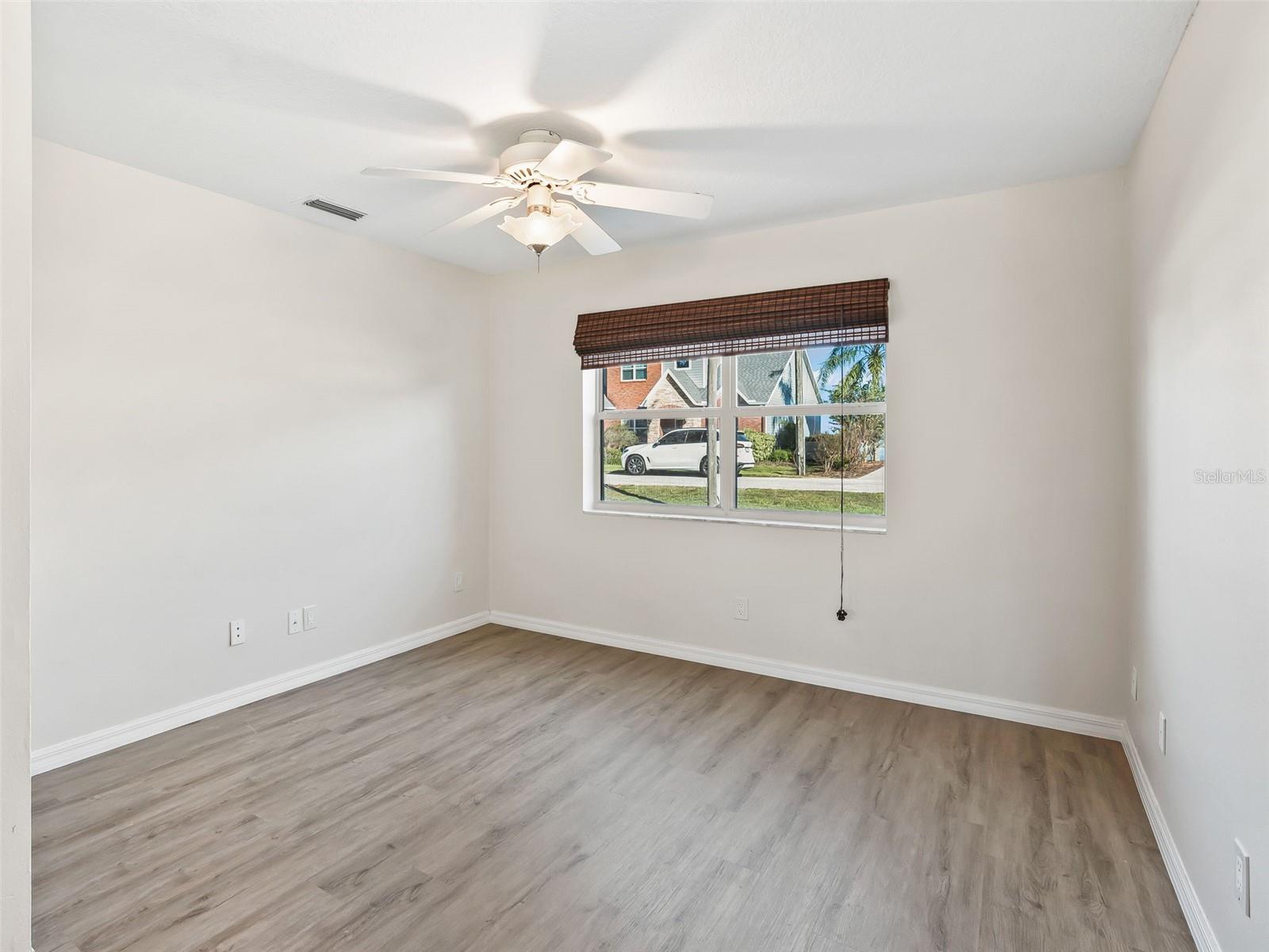 BIRD ISLAND - Residential