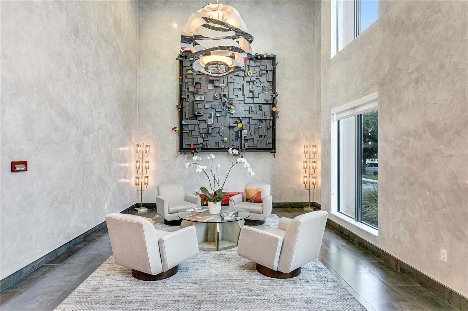 SALVADOR THE CONDO - Residential