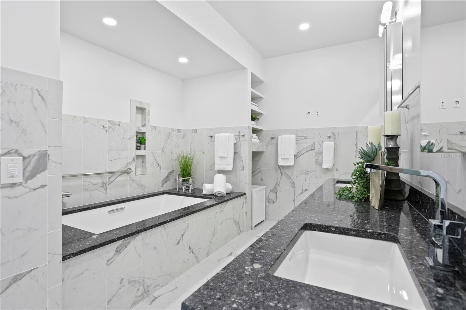 SALVADOR THE CONDO - Residential