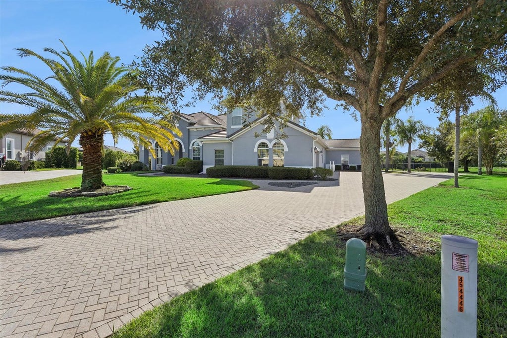 Photo of 3065 Murano Court, Mount Dora, FL 32757 (MLS # G5117501)