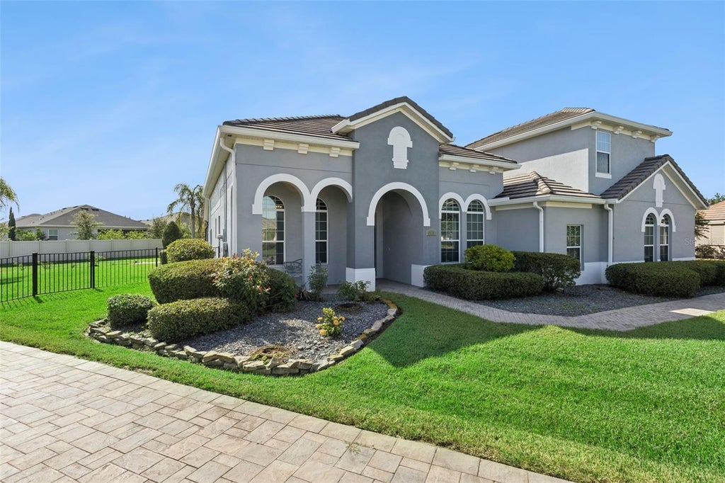 Photo of 3065 Murano Court, Mount Dora, FL 32757 (MLS # G5117501)