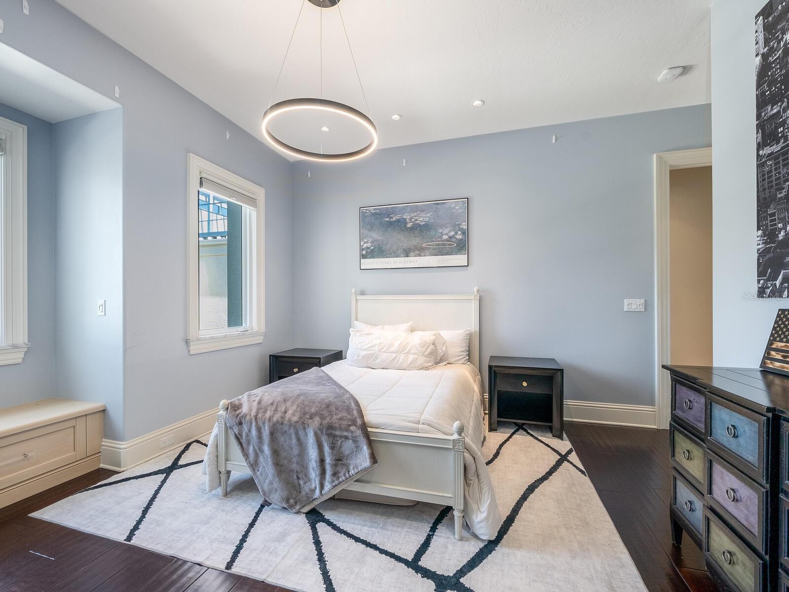 CHEROKEE PARK - Residential