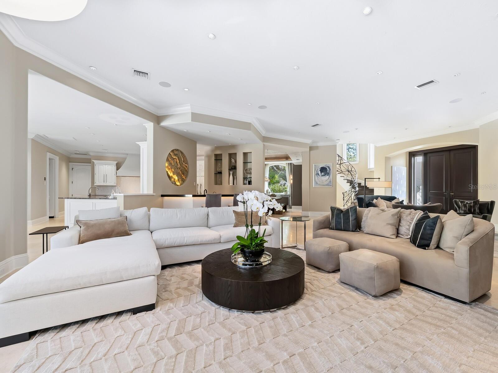 CHEROKEE PARK - Residential