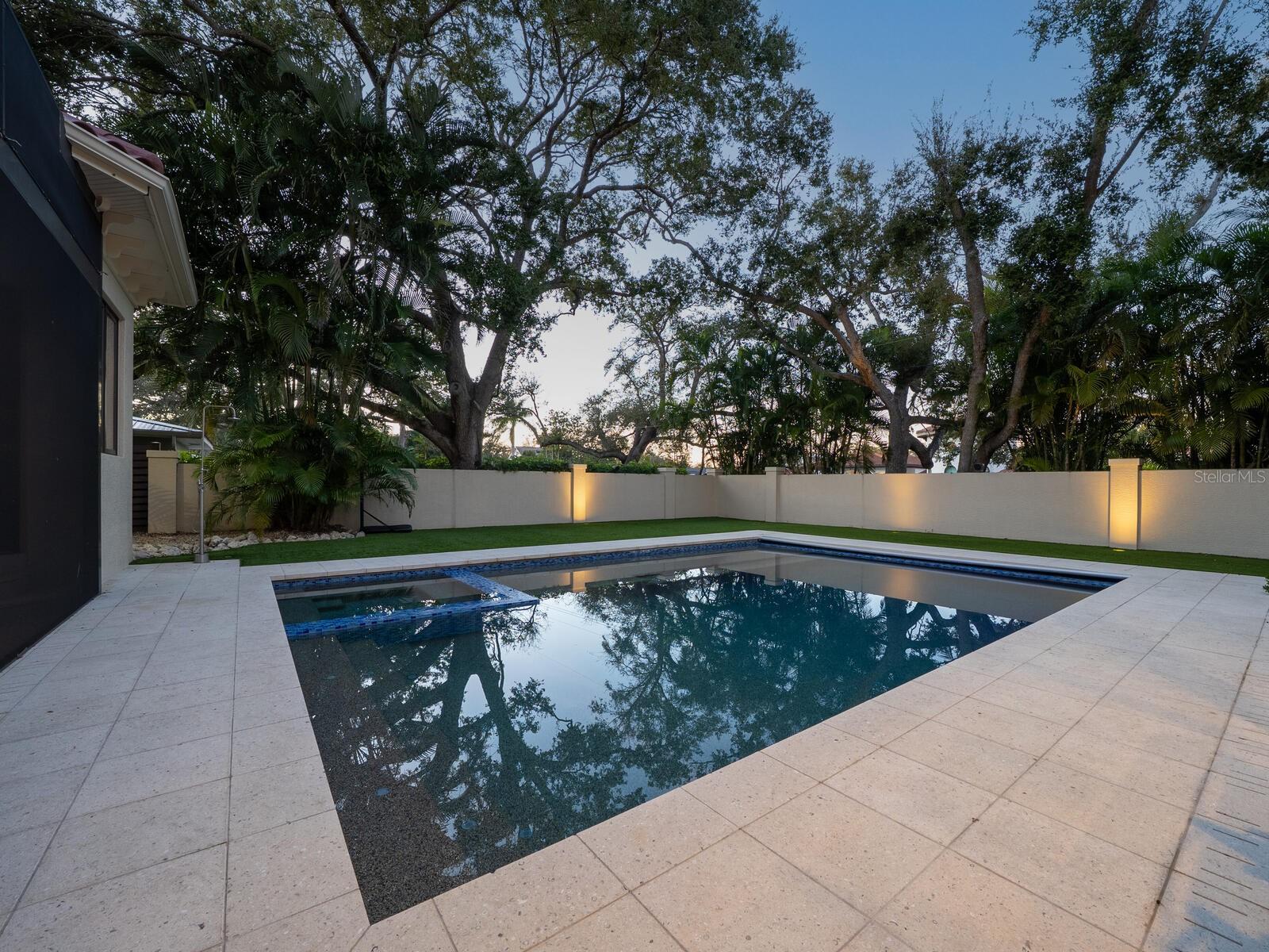 CHEROKEE PARK - Residential