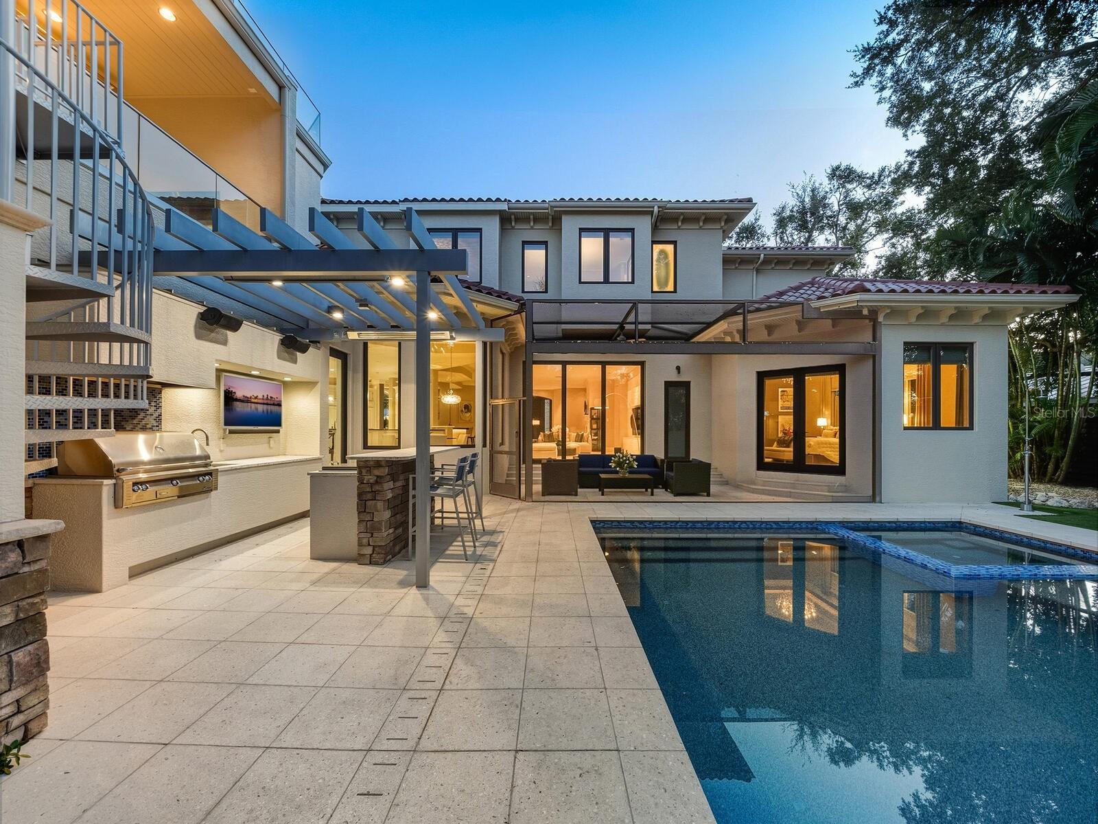 CHEROKEE PARK - Residential