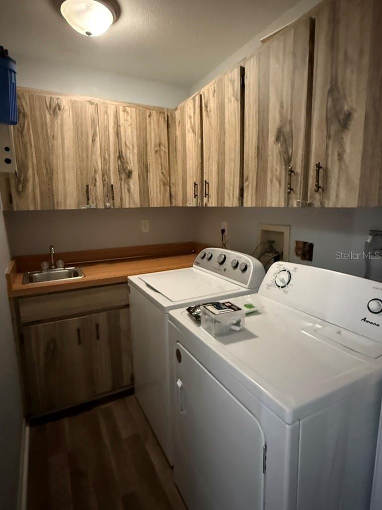 HUDSON BEACH ESTATES - Residential Lease
