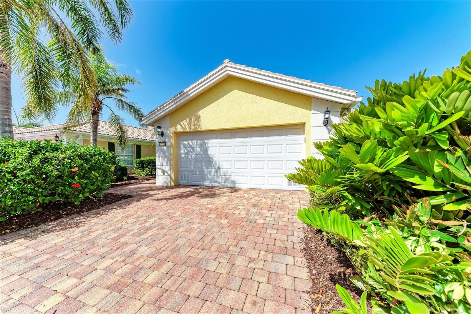 11624 GARESSIO LANE