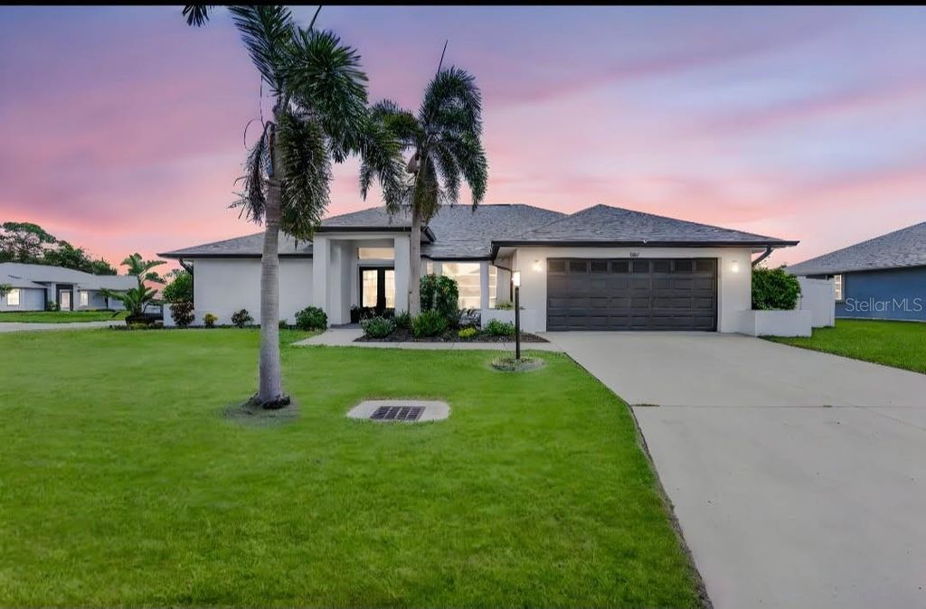 Photo of 5807 Garfield Road, Venice, FL 34293 (MLS # A4662994)