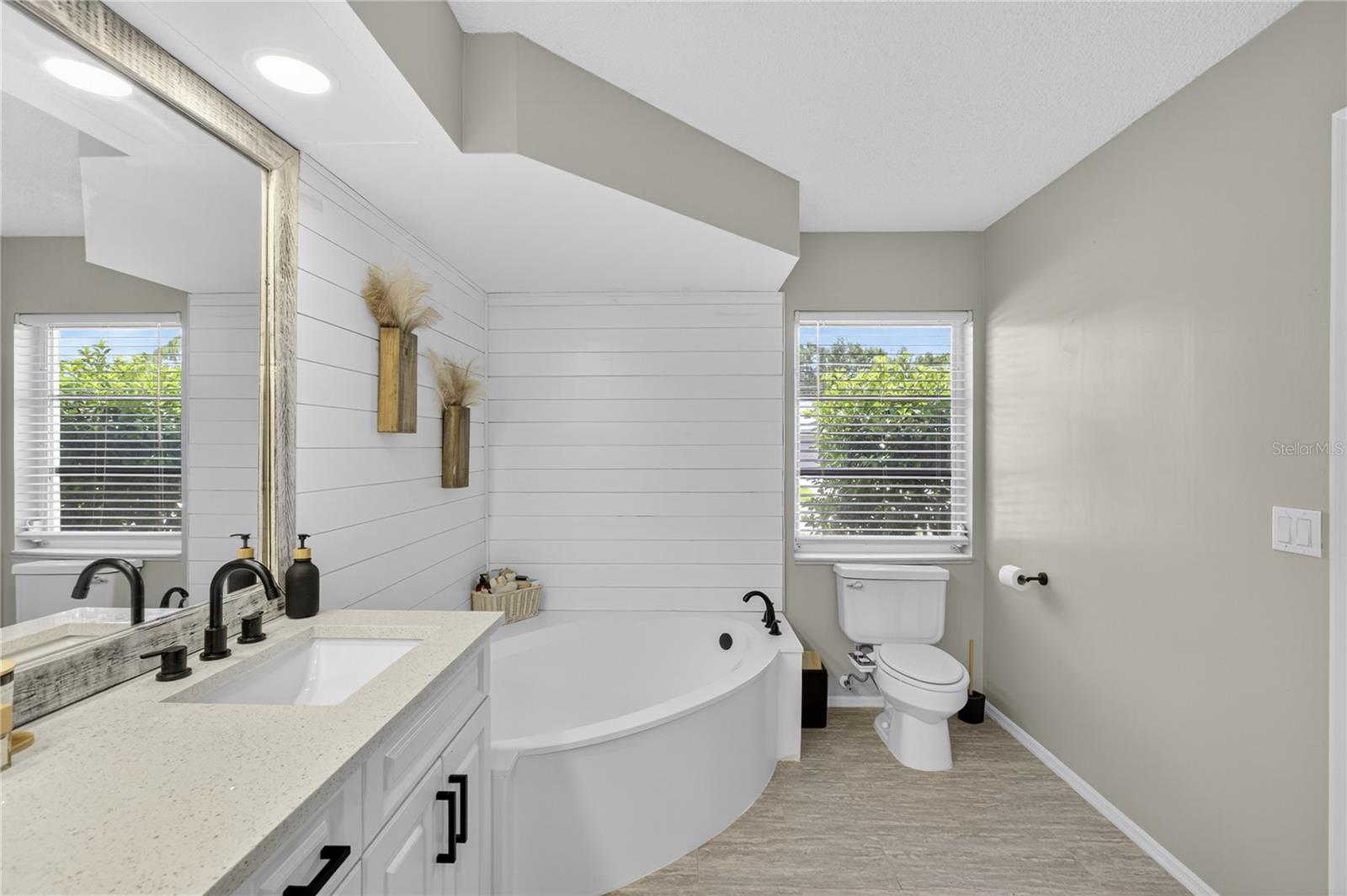 GULF VIEW ESTATES - Residential