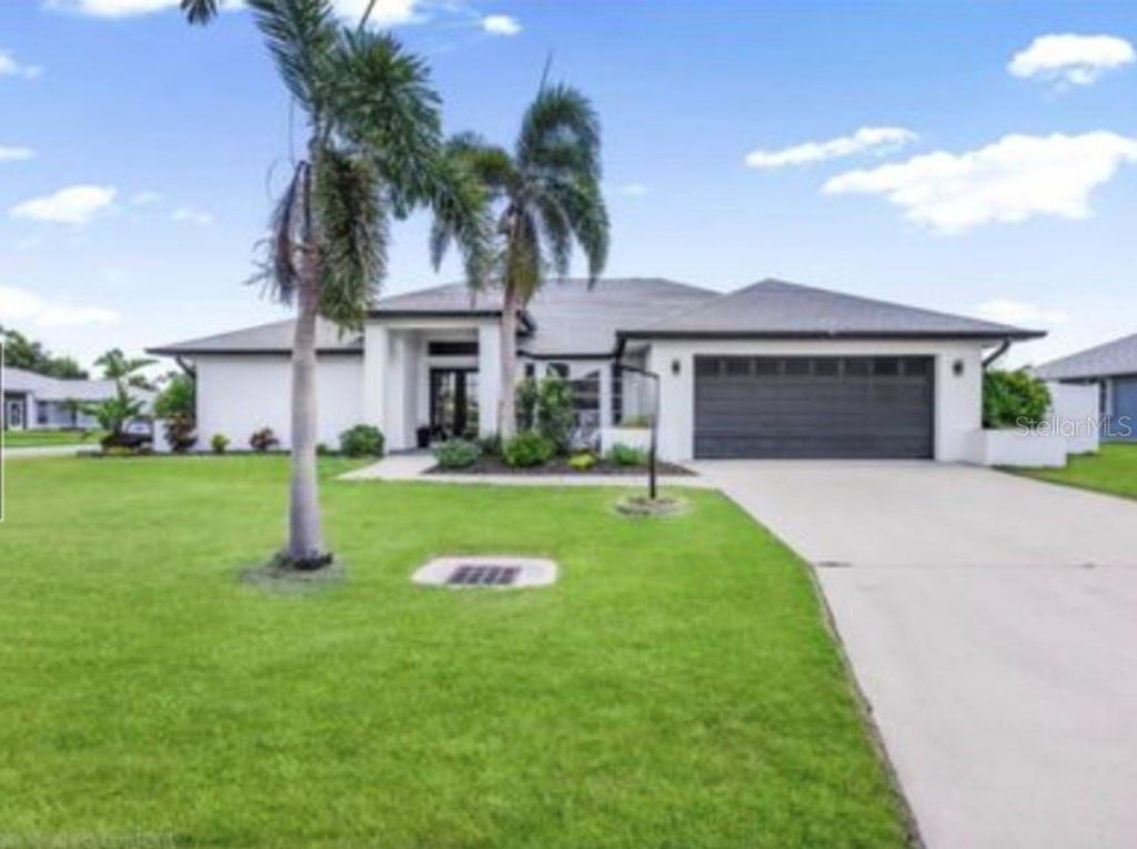Photo of 5807 Garfield Road, Venice, FL 34293 (MLS # A4662994)