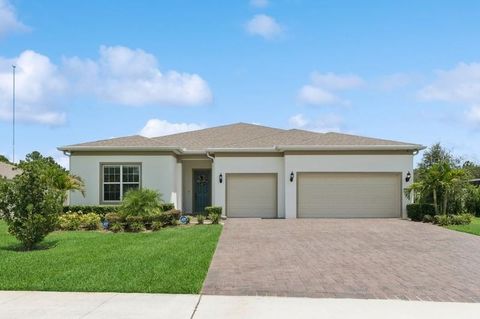 Photo of 4131 Sunset Preserve Boulevard, Orlando, FL 32820 (MLS # O6334867)