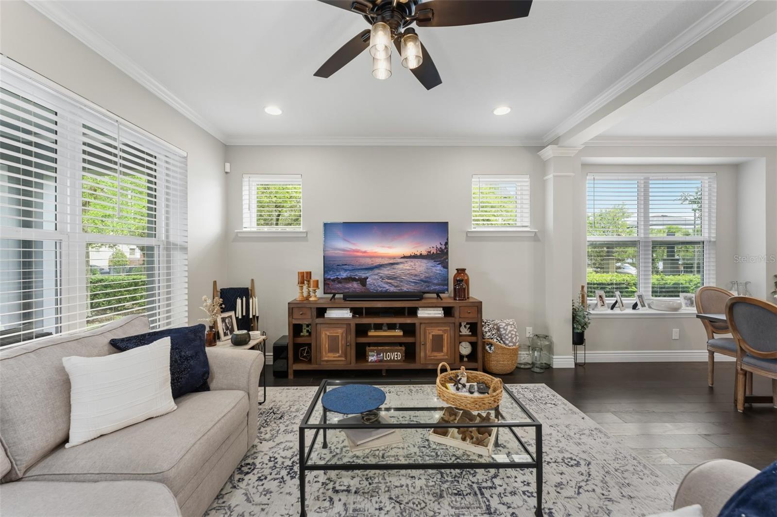 LAUREATE PARK - Residential