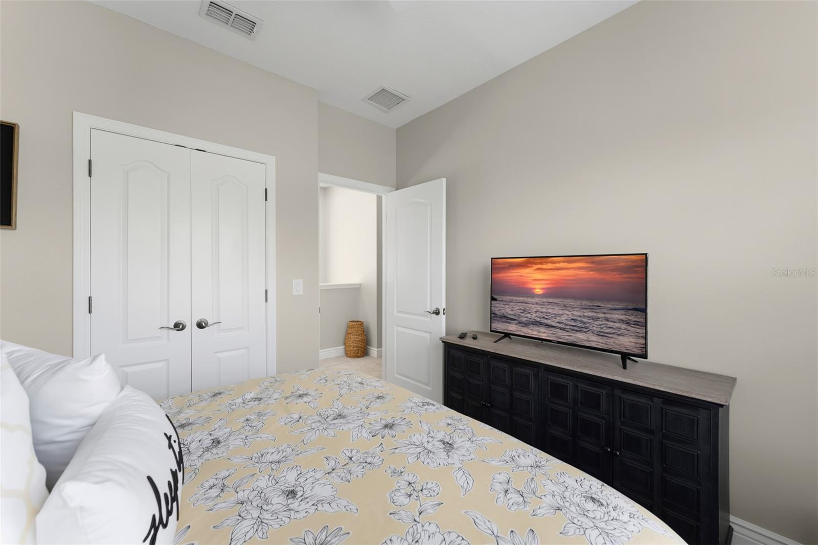 LAUREATE PARK - Residential