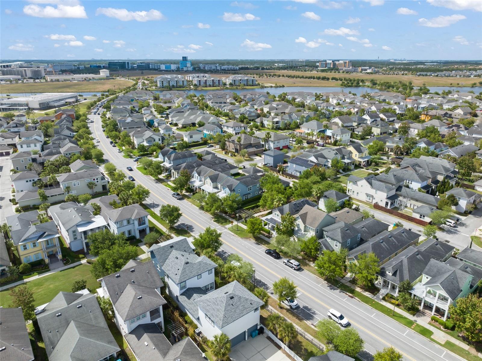 LAUREATE PARK - Residential