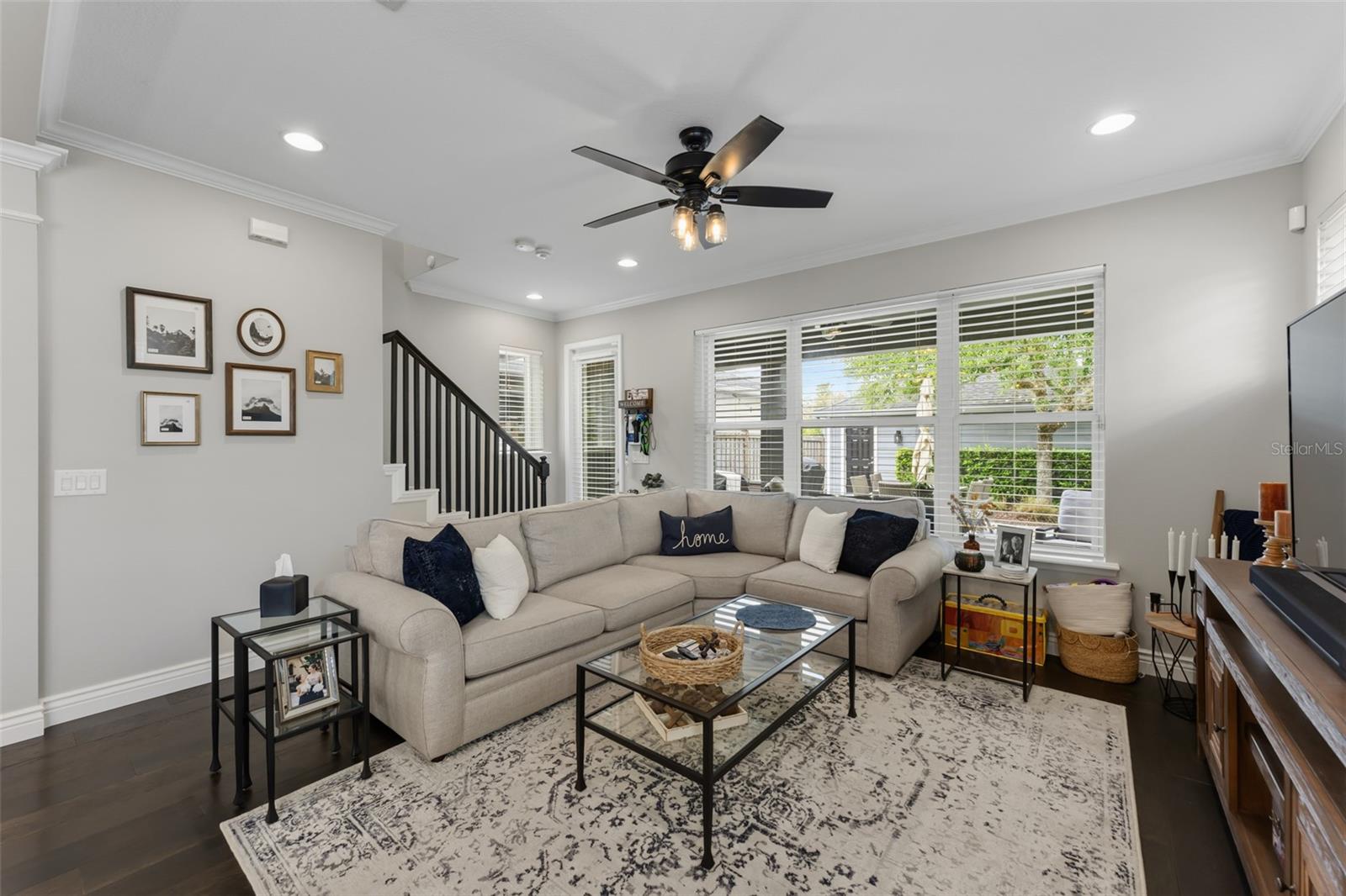 LAUREATE PARK - Residential