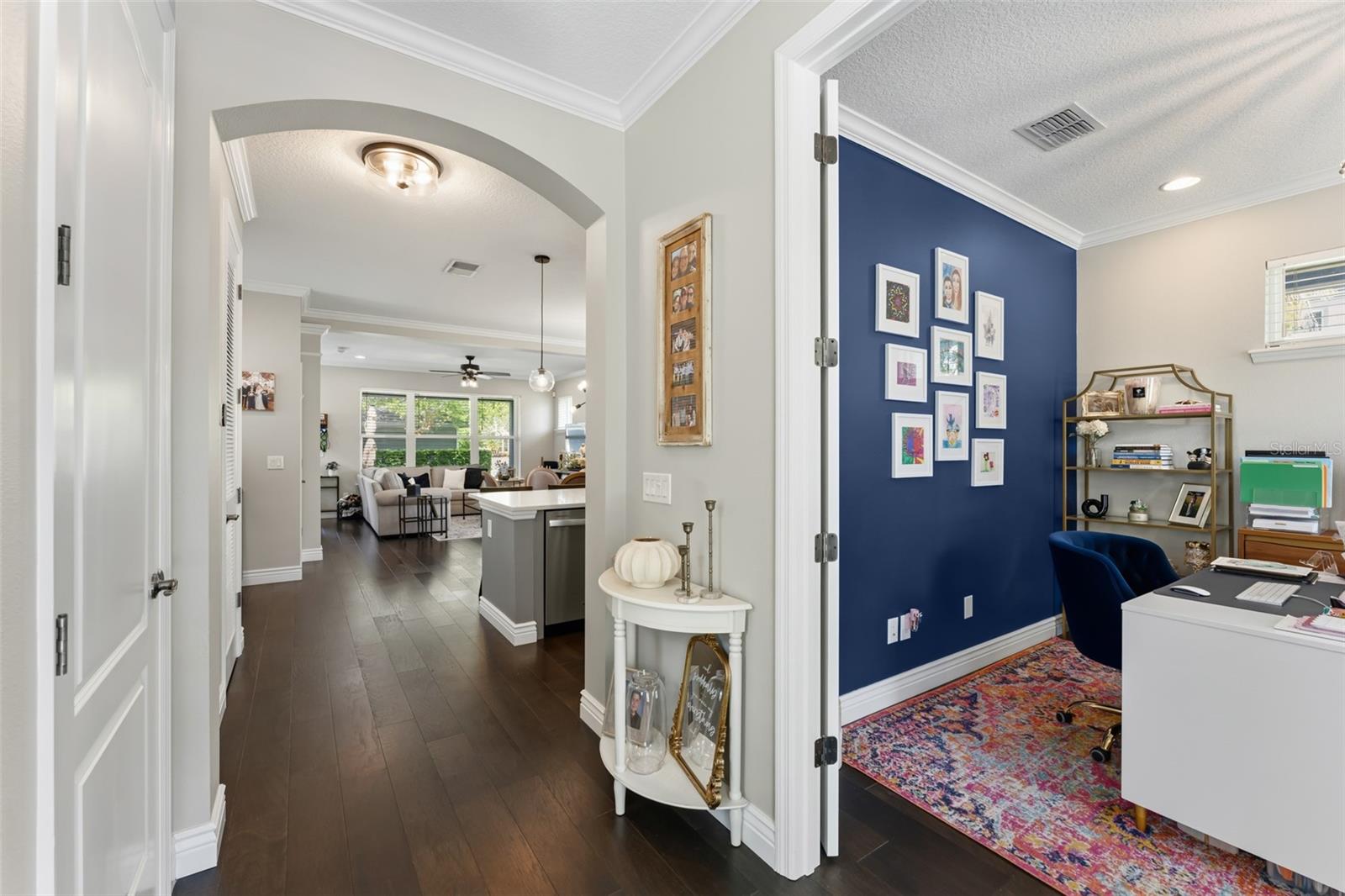 LAUREATE PARK - Residential