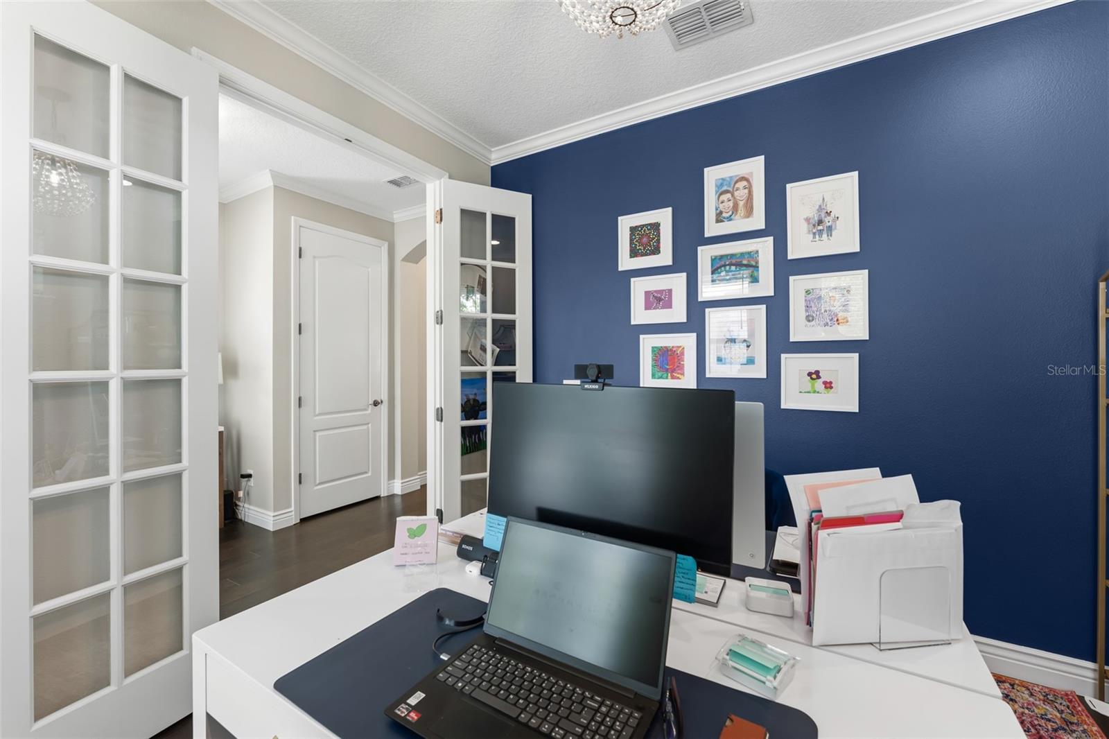 LAUREATE PARK - Residential