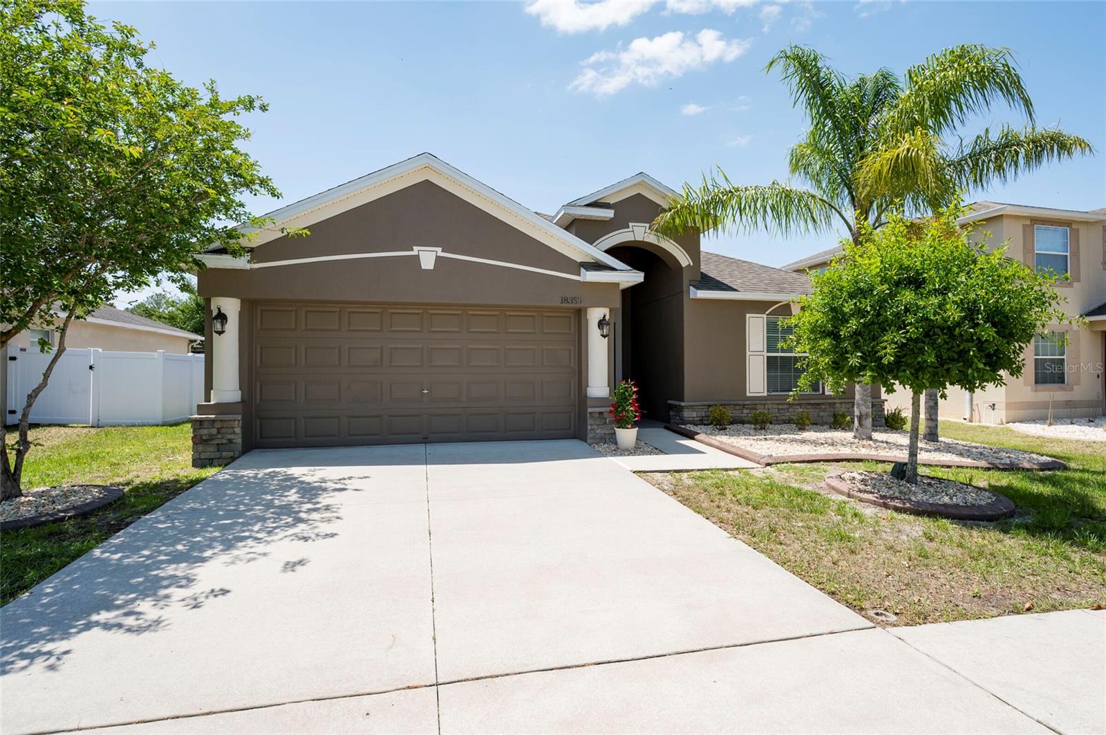 18353 BRIAR OAKS DRIVE