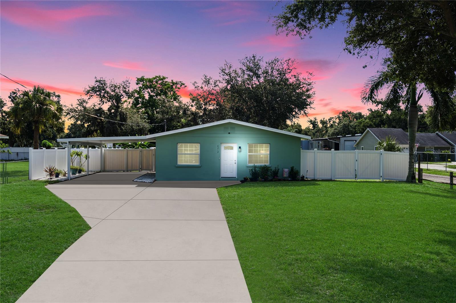 Welcome to 6212 121st Ave E, located in the heart of Parrish! This spacious 1,400 sq ft home features 2 bedrooms, 1 bathroom, and sits on an impressive .34-acre lot, offering ample outdoor space for entertaining, adding a pool, room to build onto the existing structure, or enjoying your own slice of open Florida living. Best of all, it's located in a NO flood zone for added peace of mind.
With no HOA or CDD, you're free to bring your boat, RV, or even create a mini homestead right in your backyard. The home has been well cared for and offers great updates including a brand new A/C system, newly renovated bathroom, the kitchen offers granite countertops and solid wood cabinetry.
A bonus flex space at the rear of the home and a dedicated indoor laundry room add to its everyday functionality. The fully fenced yard with new vinyl fencing offers privacy and plenty of space for a pool, garden, workshop, or future expansion.
Conveniently located just minutes from I-75 and I-275, and close to schools, shopping, dining, and some of Florida’s award-winning Gulf Coast beaches, this home is full of opportunity—whether you're looking to enjoy it as-is or personalize it over time.
Schedule your private tour today and come see all the potential this Parrish property has to offer!