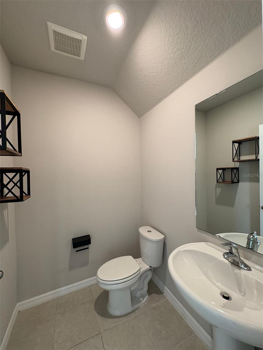 GREENS AT FOREST LAKE - PHASE 1 - Residential Lease