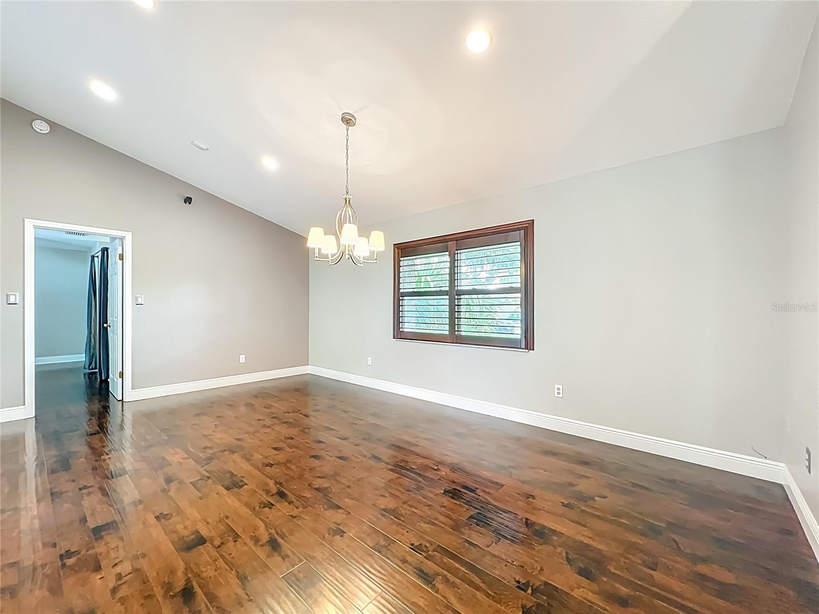 SILVER WOODS PH 01 - Residential Lease