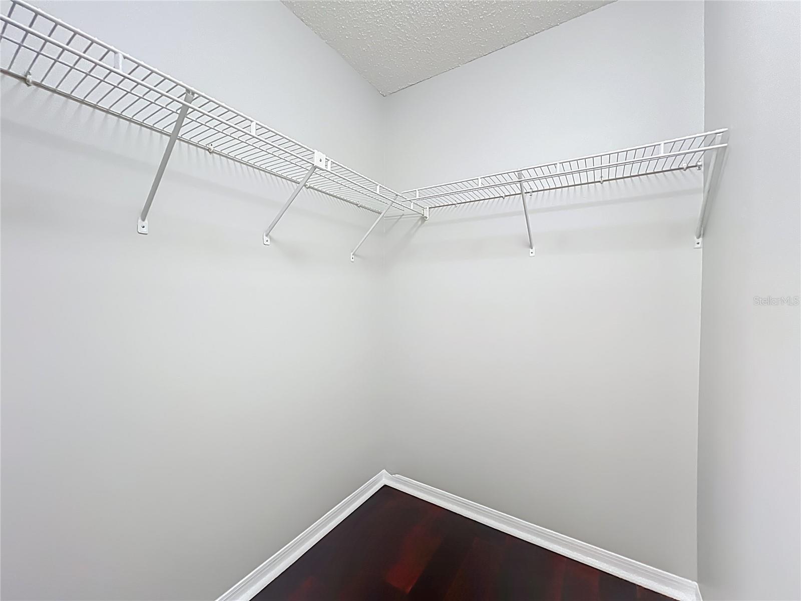 SILVER WOODS PH 01 - Residential Lease