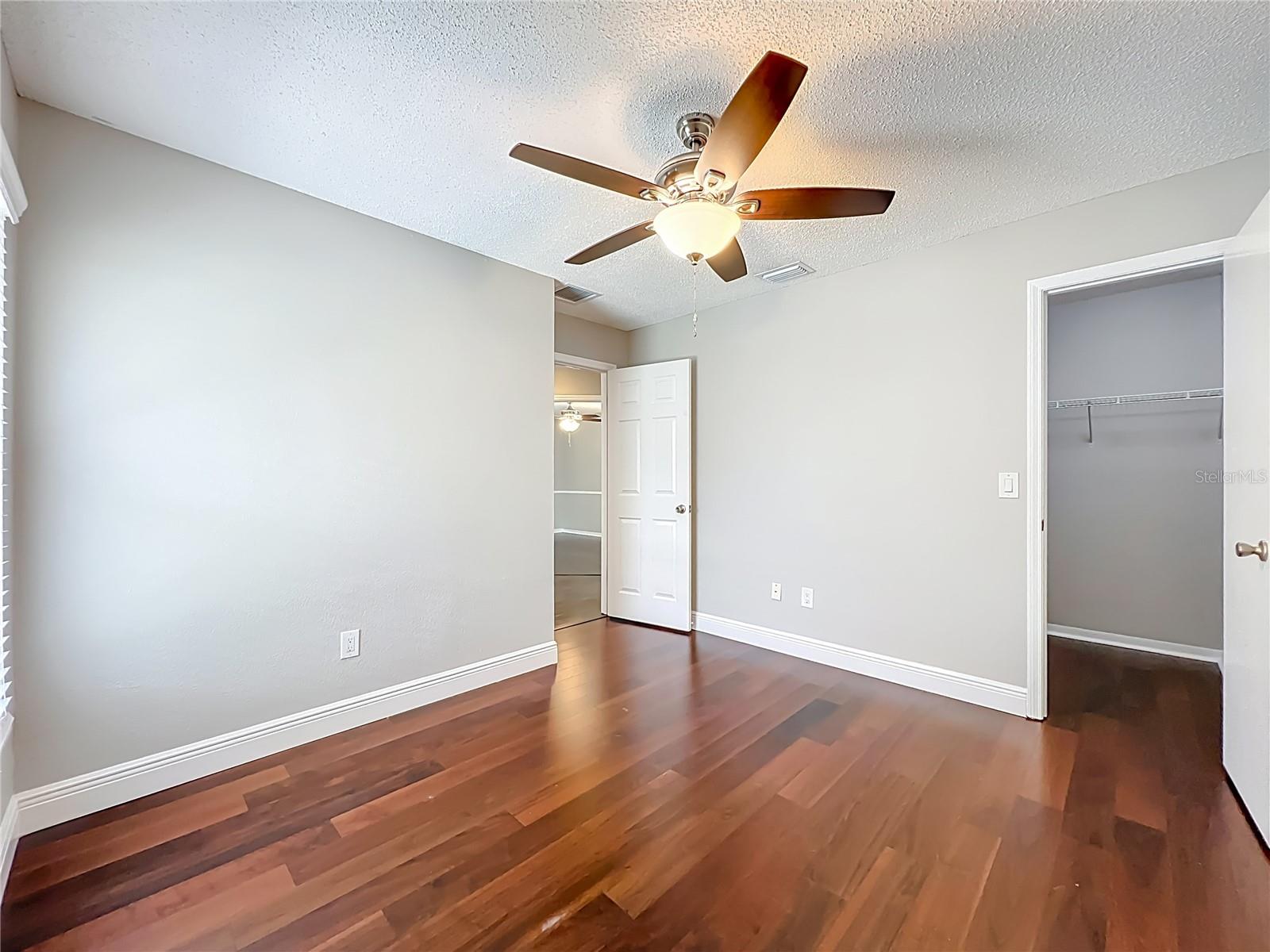 SILVER WOODS PH 01 - Residential Lease